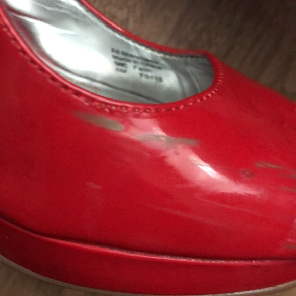 Red patent leather high heels size 8 - Picture 10 of 11